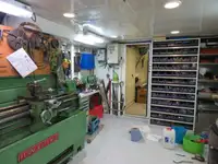 Ọkọ̀ tí ó mú ẹja fún tà