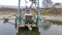 Ọkọ̀ ojú omi tí ó mú ìdọ̀tí fún tà