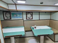 Ọkọ̀ tí ó mú ẹja pọ̀ fún tà