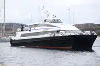 Catamaran fún tà