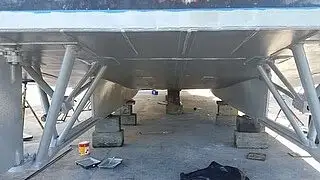 Ọkọ omi Landing, Tank fún tà