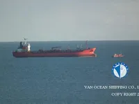 Ọkọ̀ tí ó mú epo / kemikali fún tà