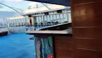 Ọkọ̀ ojú omi ìrìn-àjò fún tà