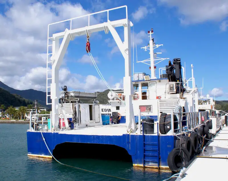Catamaran fún tà