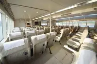 Ọkọ̀ ọpọlọpọ̀ ènìyàn fún tà