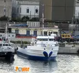 Ọkọ̀ tí ó mú epo / kemikali fún tà
