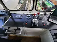 Ọkọ̀ ojú omi tí ó mú ìdọ̀tí fún tà