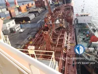 Ọkọ̀ tí ó mú epo / kemikali fún tà
