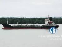 Ọkọ̀ tí ó mú epo / kemikali fún tà