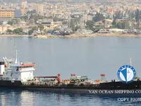 Ọkọ̀ tí ó mú epo / kemikali fún tà