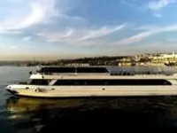 Ọkọ̀ ọpọlọpọ̀ ènìyàn fún tà