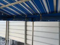 Ọkọ̀ ọpọlọpọ̀ ènìyàn fún tà