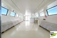 Ọkọ̀ ojú omi ìrìn-àjò fún tà