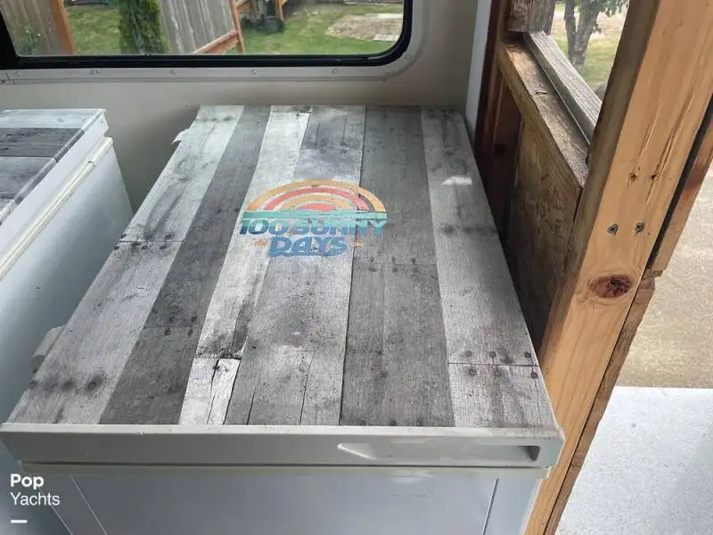 Catamaran fún tà
