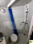 Ọkọ̀ ojú omi ìrìn-àjò fún tà