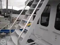 Ọkọ̀ ojú omi kékeré fún tà