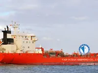 Ọkọ̀ tí ó mú epo / kemikali fún tà