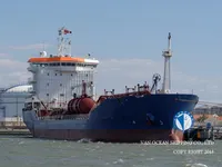 Ọkọ̀ tí ó mú epo / kemikali fún tà