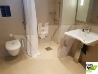 Ọkọ̀ ojú omi ìrìn-àjò fún tà