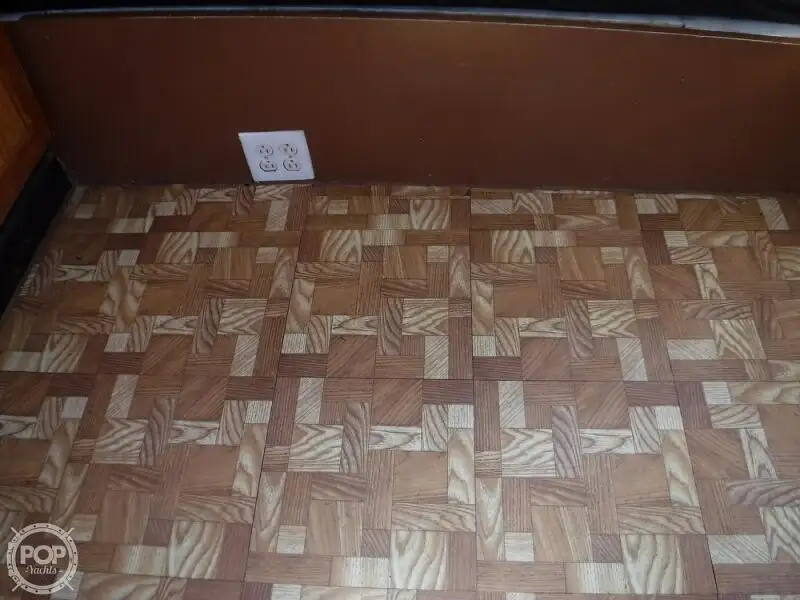 Ọkọ̀ tí ó mú ẹja fún tà