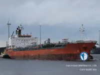 Ọkọ̀ tí ó mú epo / kemikali fún tà