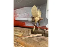 Ọkọ̀ ọpọlọpọ̀ ènìyàn fún tà