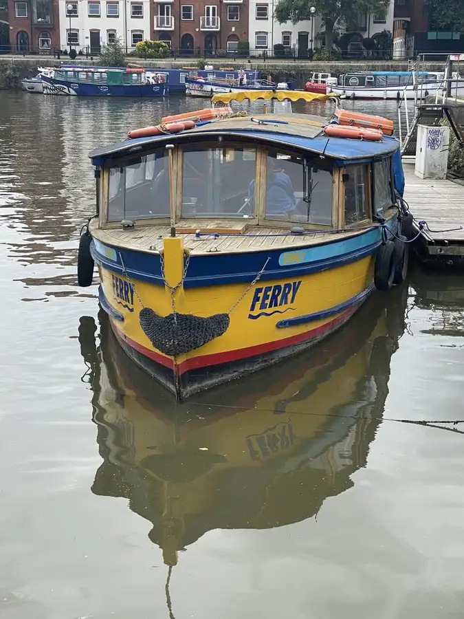 Ọkọ̀ Fẹrrí fún tà