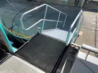 Ọkọ̀ ojú omi ìrìn-àjò fún tà