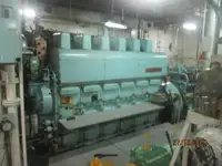 Ọkọ̀ tí wọn fi maa ń gbé ohun èlò tí ó ní ìdáná fún tà