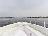 Ọkọ̀ ojú omi ìrìn-àjò fún tà