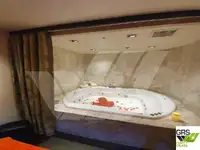 Ọkọ̀ ojú omi ìrìn-àjò fún tà