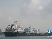 Ọkọ̀ tí ó mú epo / kemikali fún tà