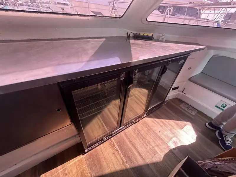 Catamaran fún tà