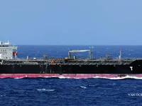 Ọkọ̀ tí ó mú epo / kemikali fún tà