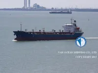 Ọkọ̀ tí ó mú epo / kemikali fún tà