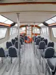 Ọkọ̀ ọpọlọpọ̀ ènìyàn fún tà