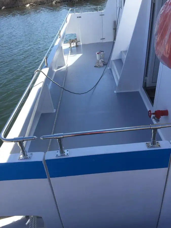 Catamaran fún tà