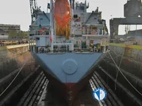 Ọkọ̀ tí ó mú epo / kemikali fún tà