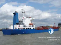 Ọkọ̀ tí ó mú epo / kemikali fún tà