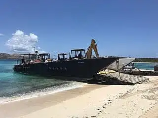 Ọkọ omi Landing, Tank fún tà