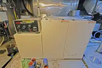 Ọkọ̀ ọpọlọpọ̀ ènìyàn fún tà