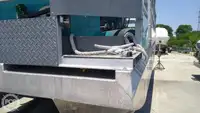 Ọkọ̀ ojú omi tí ó mú àwọn ìkọ́kọ̀ fún tà