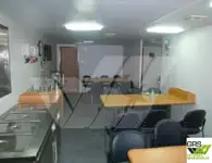 Ọkọ omi ti o mu ọja fún tà