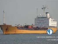 Ọkọ̀ tí ó mú epo / kemikali fún tà