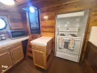 Ọkọ̀ tí ó mú ẹja fún tà