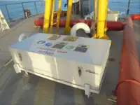 Ọkọ̀ tí wọn fi maa ń gbé ohun èlò tí ó ní ìdáná fún tà