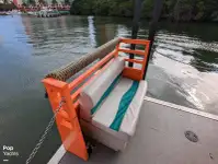 Ọkọ̀ ojú omi ìrìn-àjò fún tà