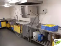 Ọkọ̀ ojú omi tí ó mú àwọn ìkọ́kọ̀ fún tà