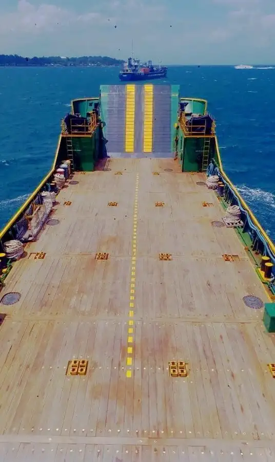 Ọkọ omi Landing, Tank fún tà