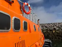Ọkọ oju-omi ìgbé-ìgbe fún tà